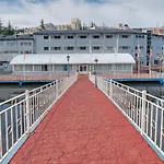 Отель Nayade 3*
