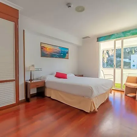 Nayade Hotel 3*