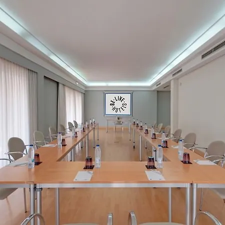 Nayade Hotel 3*