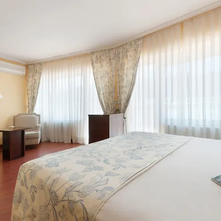 Sports Nayade Hotel