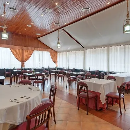 Sports Nayade Hotel