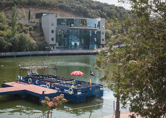 호텔 Sport Nayade Vegas de Matute